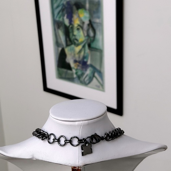 BCBGMAXAZRIA Half Gemstone Spiked Necklace - Picture 4 of 7